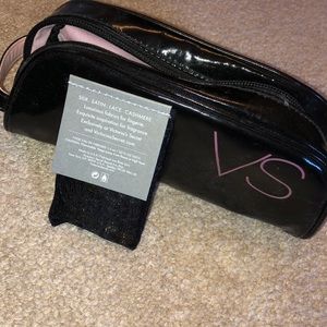 VS pouch with 4 mini perfumes